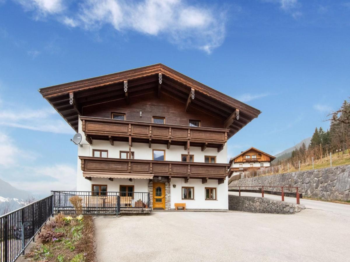 Farmhouse With Views Over The Zillertal Grosshartberg Luaran gambar