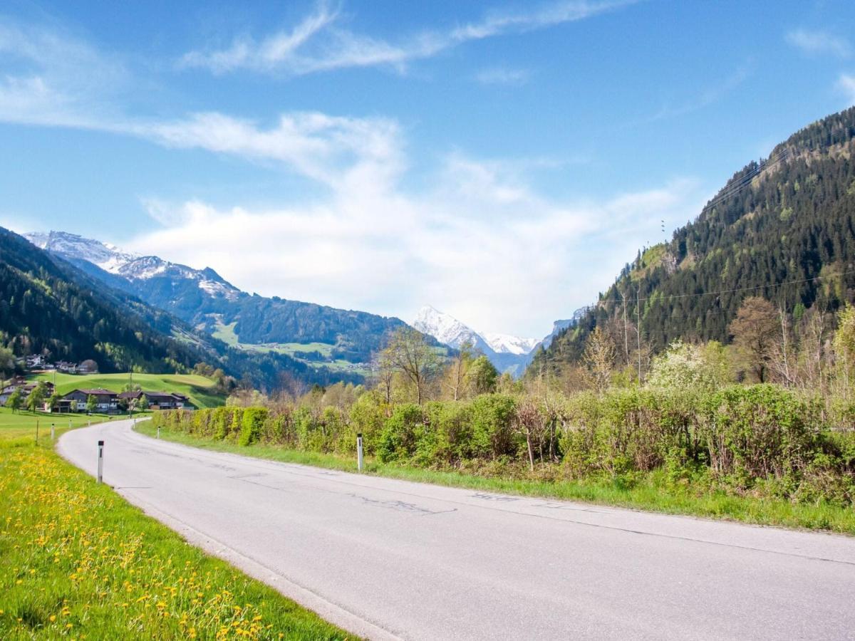 Farmhouse With Views Over The Zillertal Grosshartberg Luaran gambar