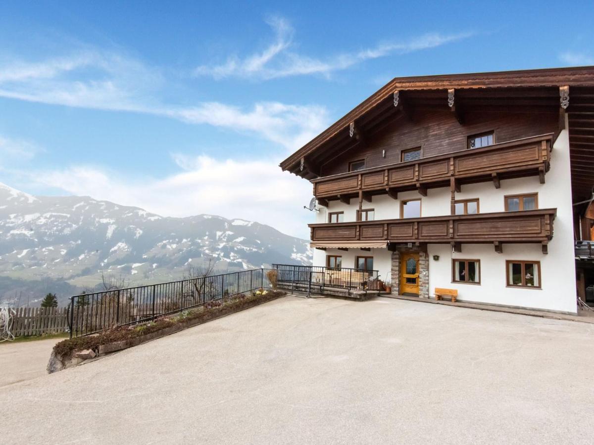 Farmhouse With Views Over The Zillertal Grosshartberg Luaran gambar